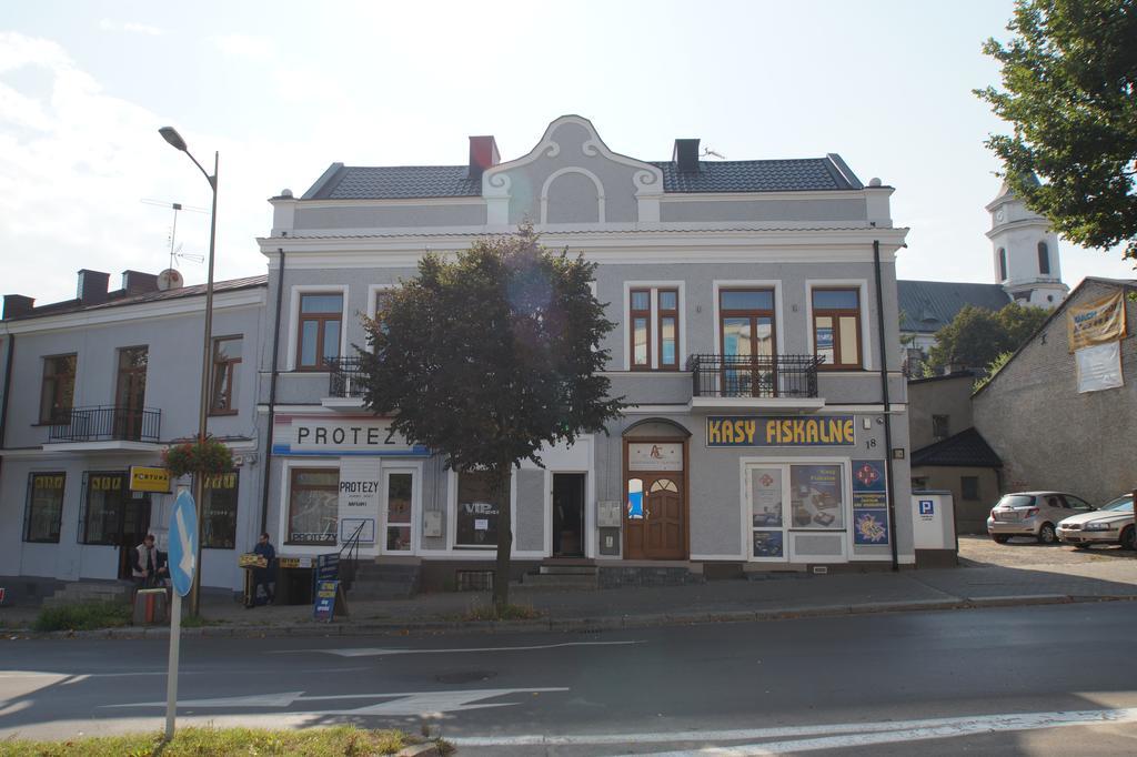 Apartamenty Ostrowiec - Pokoje Goscinne Centrum Ostrowiec Swietokrzyski Luaran gambar